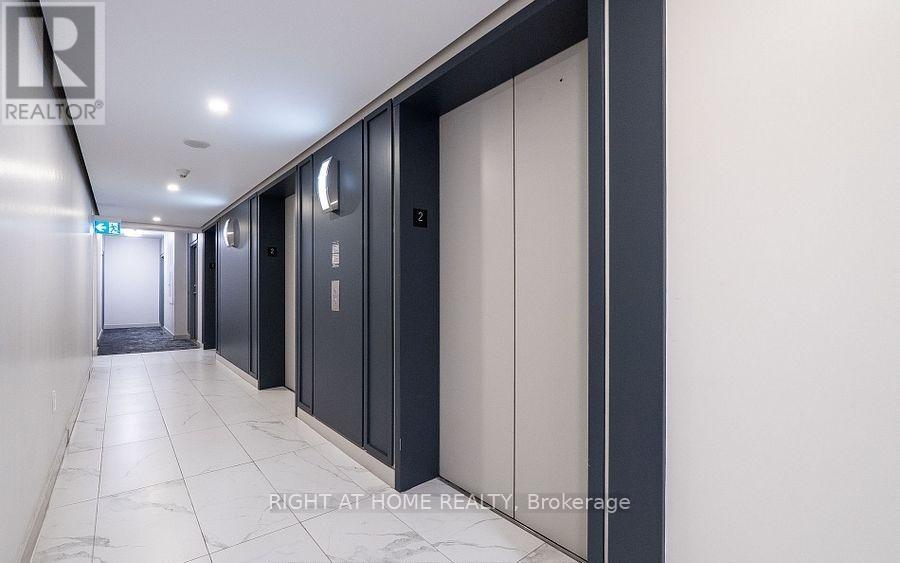 1809 - 5 Mariner Terrace, Toronto, Ontario  M5V 3V6 - Photo 6 - C12511050