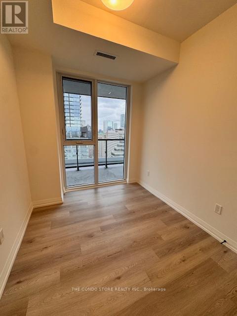 2705 - 280 Dundas Street W, Toronto, Ontario  M5T 1G2 - Photo 13 - C12511052