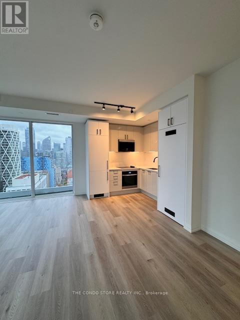 2705 - 280 Dundas Street W, Toronto, Ontario  M5T 1G2 - Photo 4 - C12511052