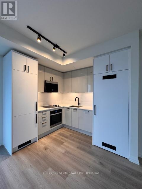 2705 - 280 Dundas Street W, Toronto, Ontario  M5T 1G2 - Photo 5 - C12511052