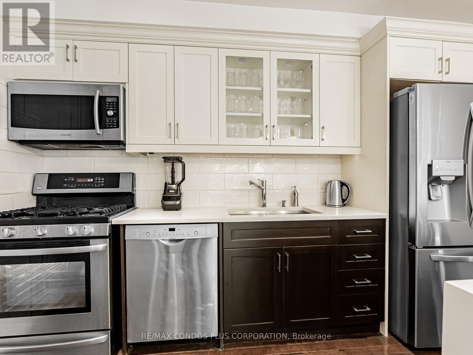 F - 346 Jarvis Street, Toronto, Ontario  M4Y 2G6 - Photo 12 - C12511062