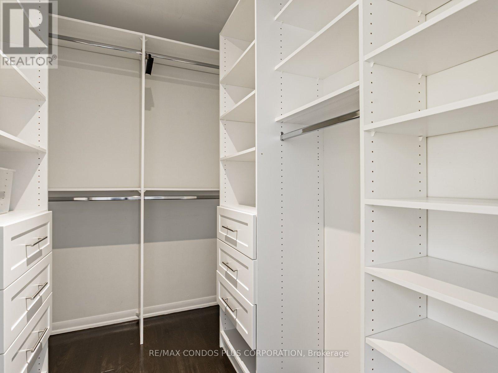 F - 346 Jarvis Street, Toronto, Ontario  M4Y 2G6 - Photo 30 - C12511062