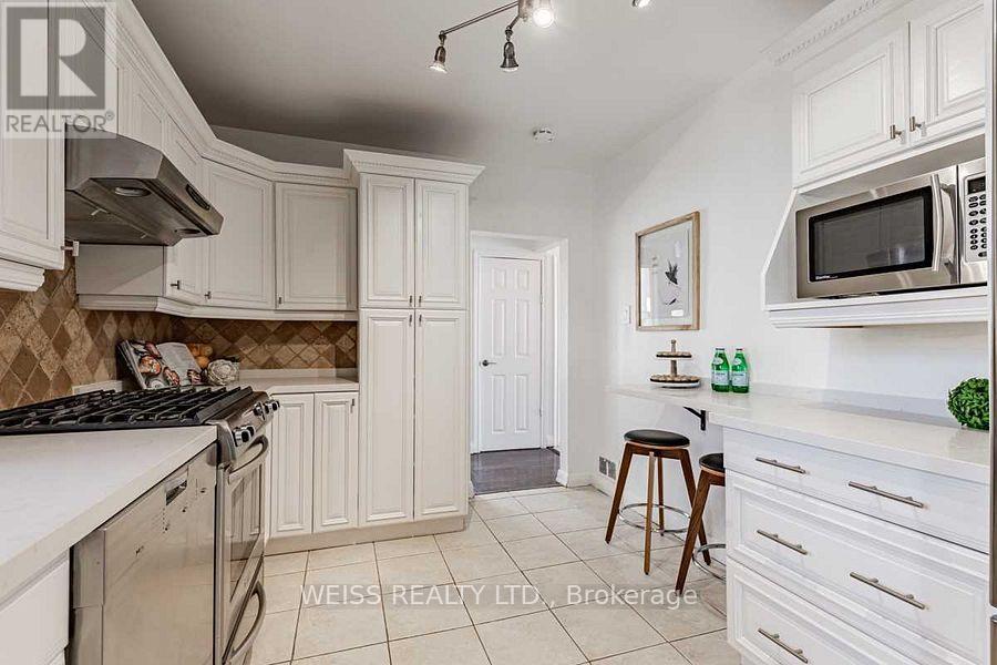 3 Acton Avenue, Toronto, Ontario  M3H 4G6 - Photo 13 - C12511070