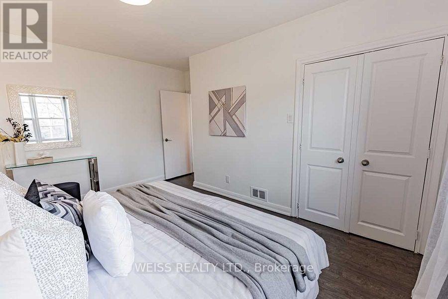 3 Acton Avenue, Toronto, Ontario  M3H 4G6 - Photo 16 - C12511070