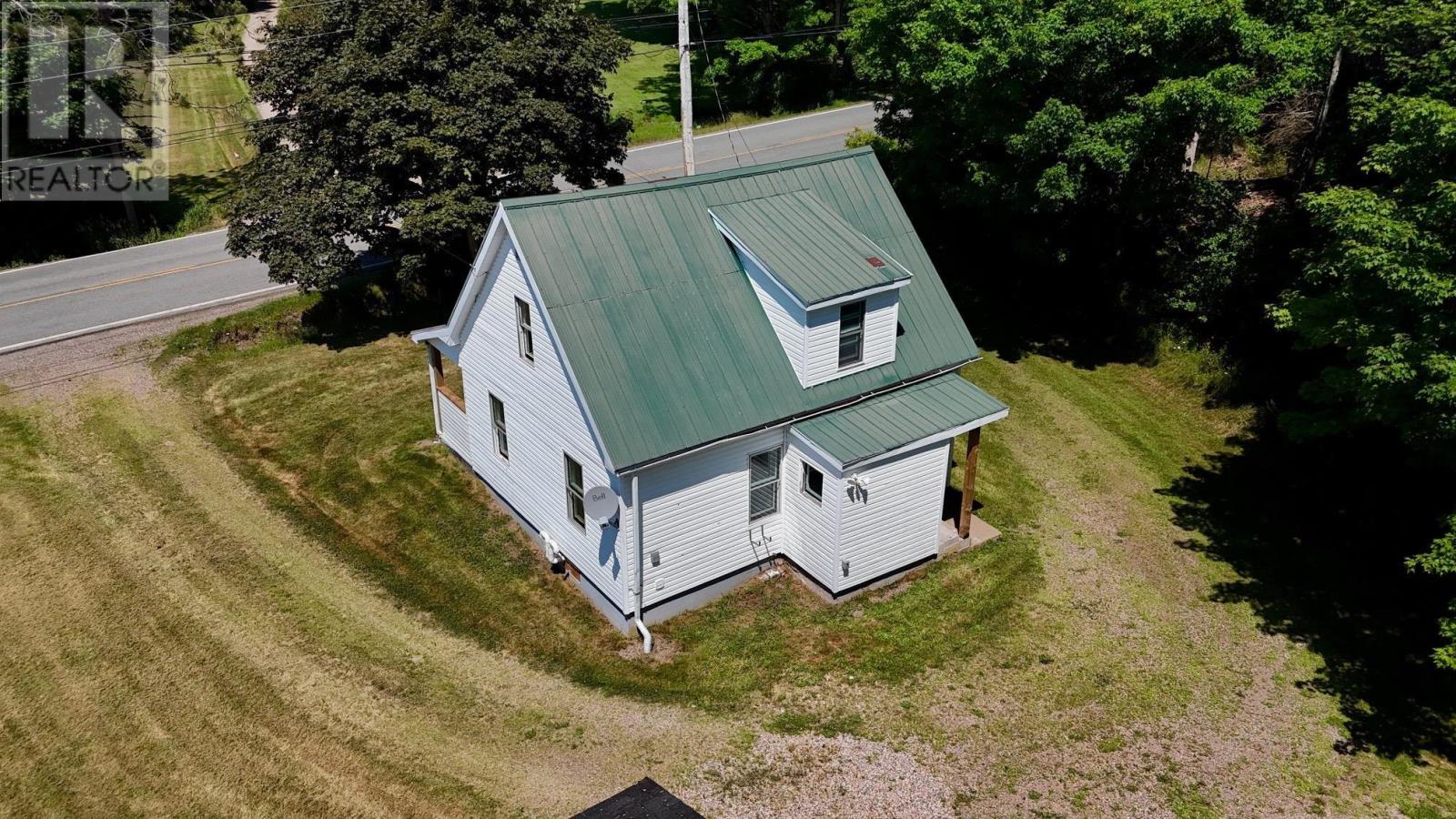 5718 Highway 2, Bass River, Nova Scotia  B0M 1B0 - Photo 4 - 202519670