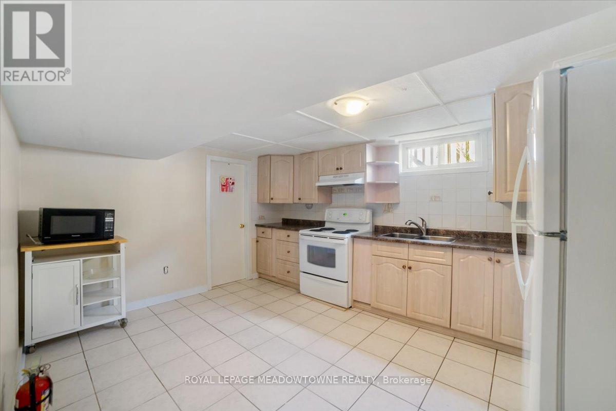 9 Welbeck Drive, Brampton, Ontario  L6X 2K9 - Photo 29 - W12373794