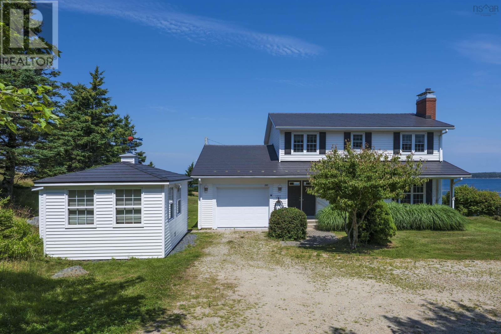 210 South Cove Drive, Feltzen South, Nova Scotia  B0J 2X0 - Photo 3 - 202519215