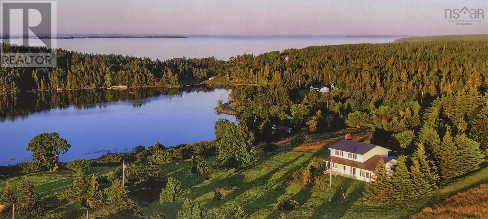 210 South Cove Drive, Feltzen South, Nova Scotia  B0J 2X0 - Photo 1 - 202519215