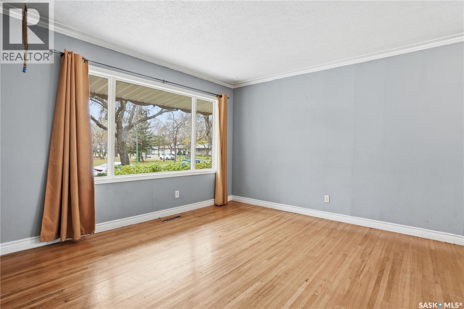 5012 1st Avenue, Regina, Saskatchewan  S4T 0A5 - Photo 5 - SK022235