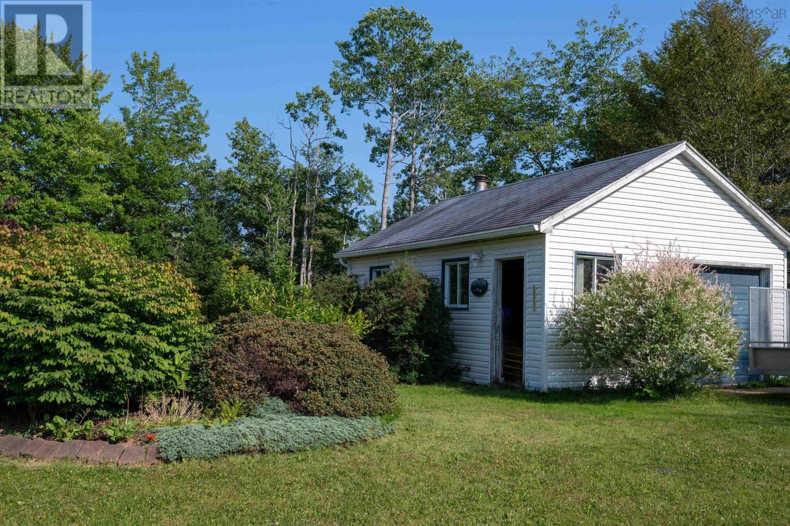 22034 Highway 7, Sheet Harbour, Nova Scotia  B0J 3B0 - Photo 30 - 202519242