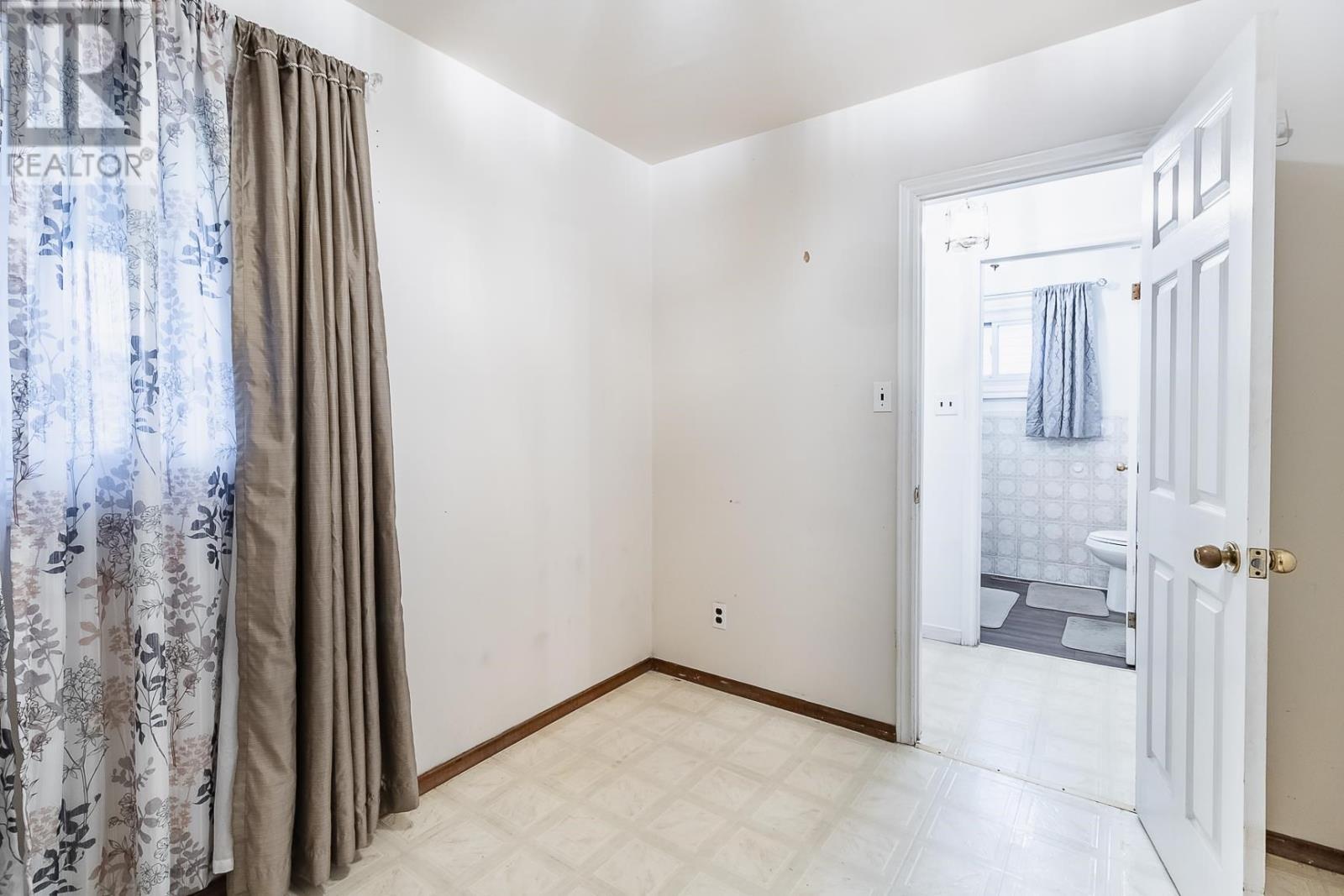 554 Douglas St, Sault Ste. Marie, Ontario P6C 1V1 - Photo 13 - SM252527