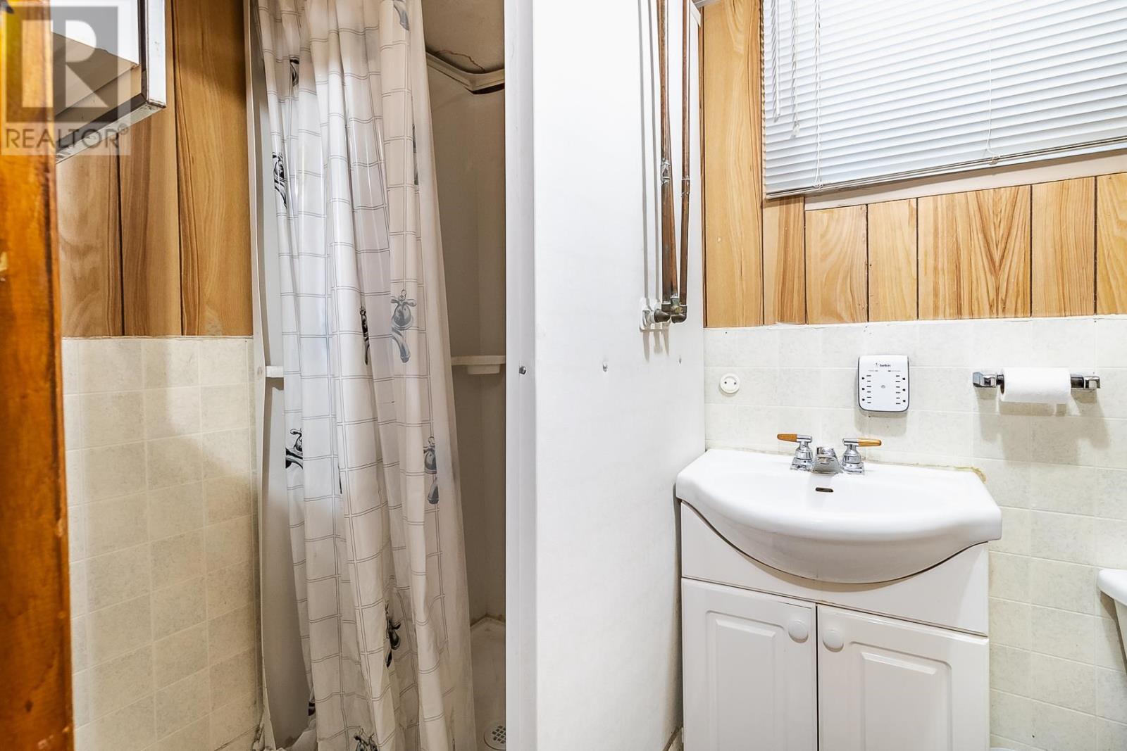 554 Douglas St, Sault Ste. Marie, Ontario P6C 1V1 - Photo 27 - SM252527