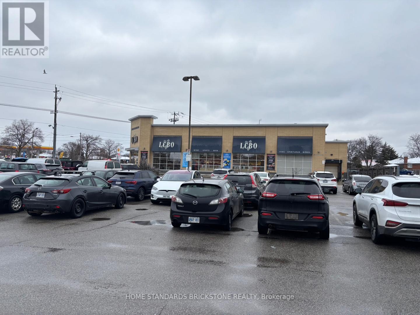 22 - 666 Burnhamthorpe Road, Toronto, Ontario M9C 2Z4 - Photo 10 - W12511064