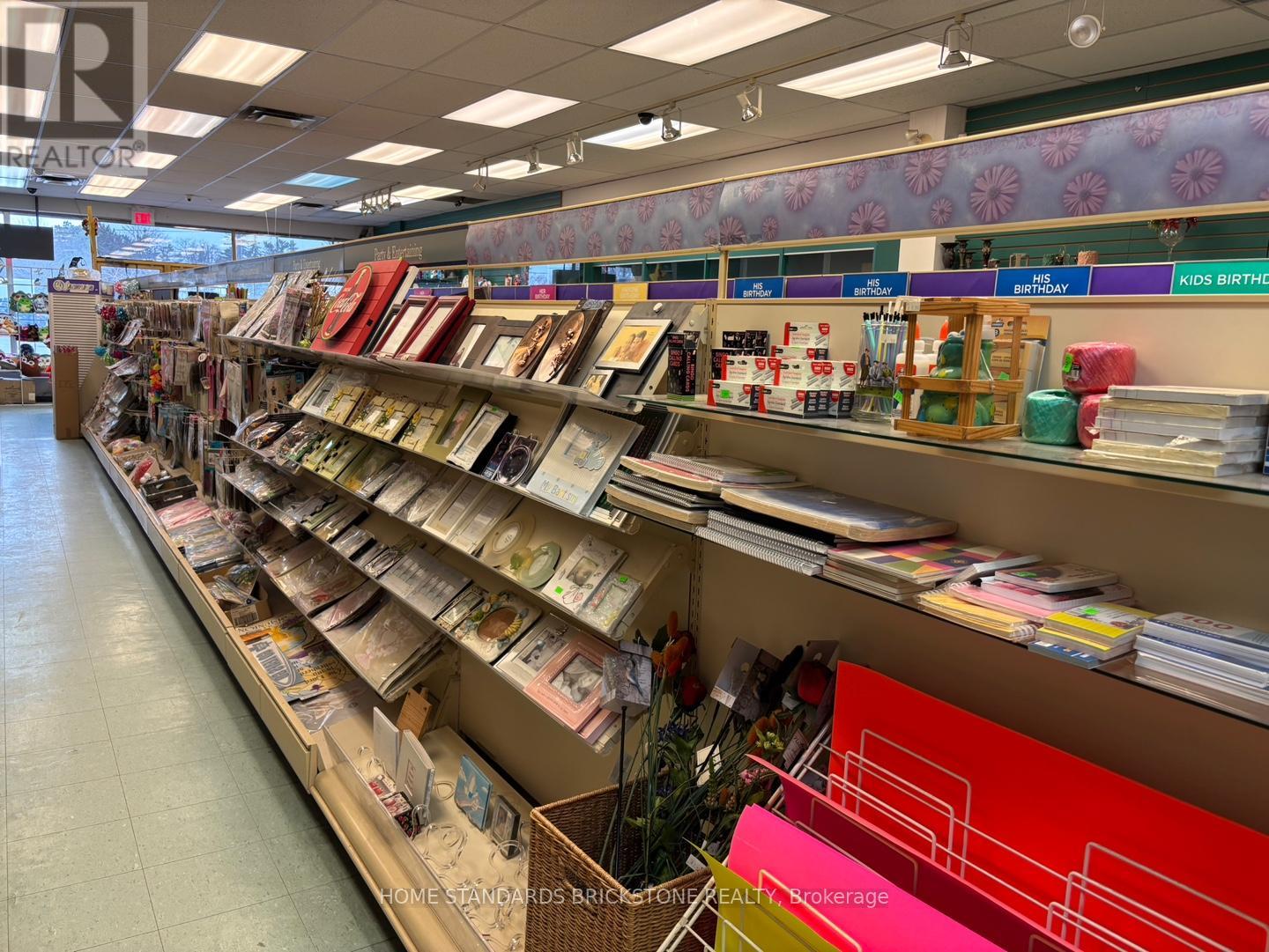 22 - 666 Burnhamthorpe Road, Toronto, Ontario M9C 2Z4 - Photo 6 - W12511064