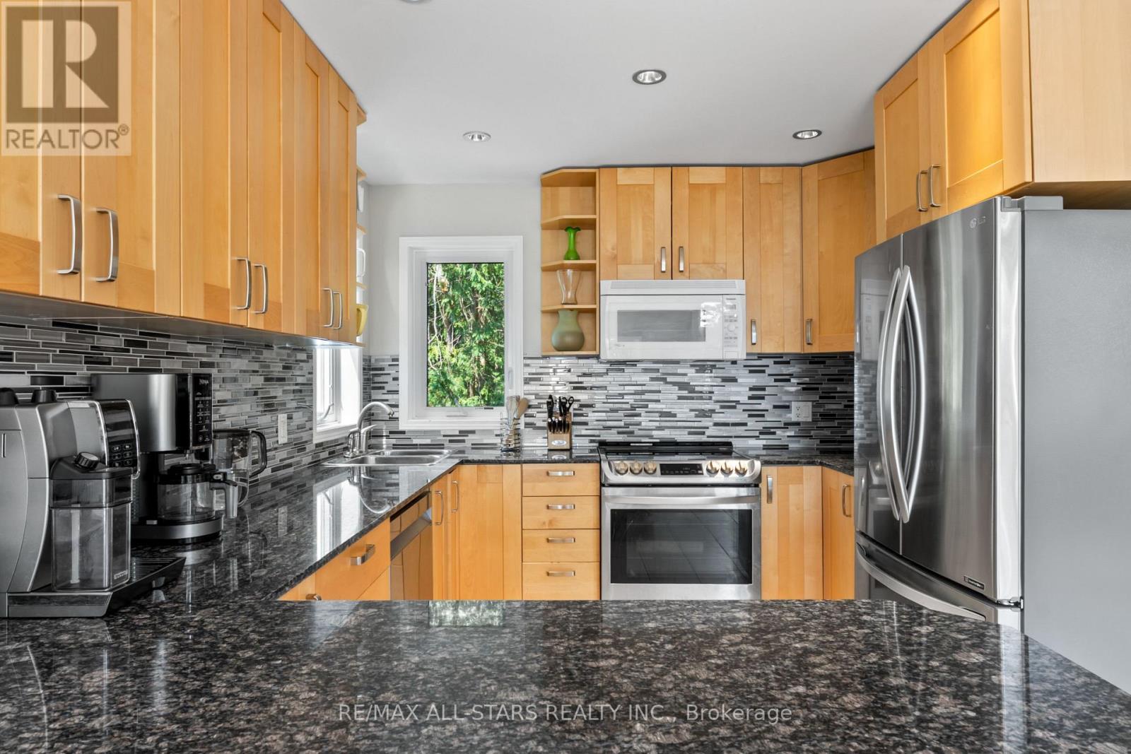 9 Briar Street, Kawartha Lakes, Ontario K0M 1G0 - Photo 11 - X12511136