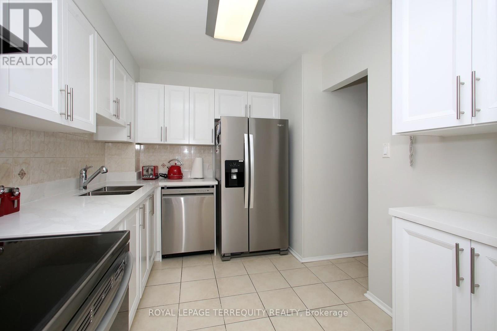 139 Huntingdale Boulevard, Toronto, Ontario  M1W 1T2 - Photo 13 - E12389994