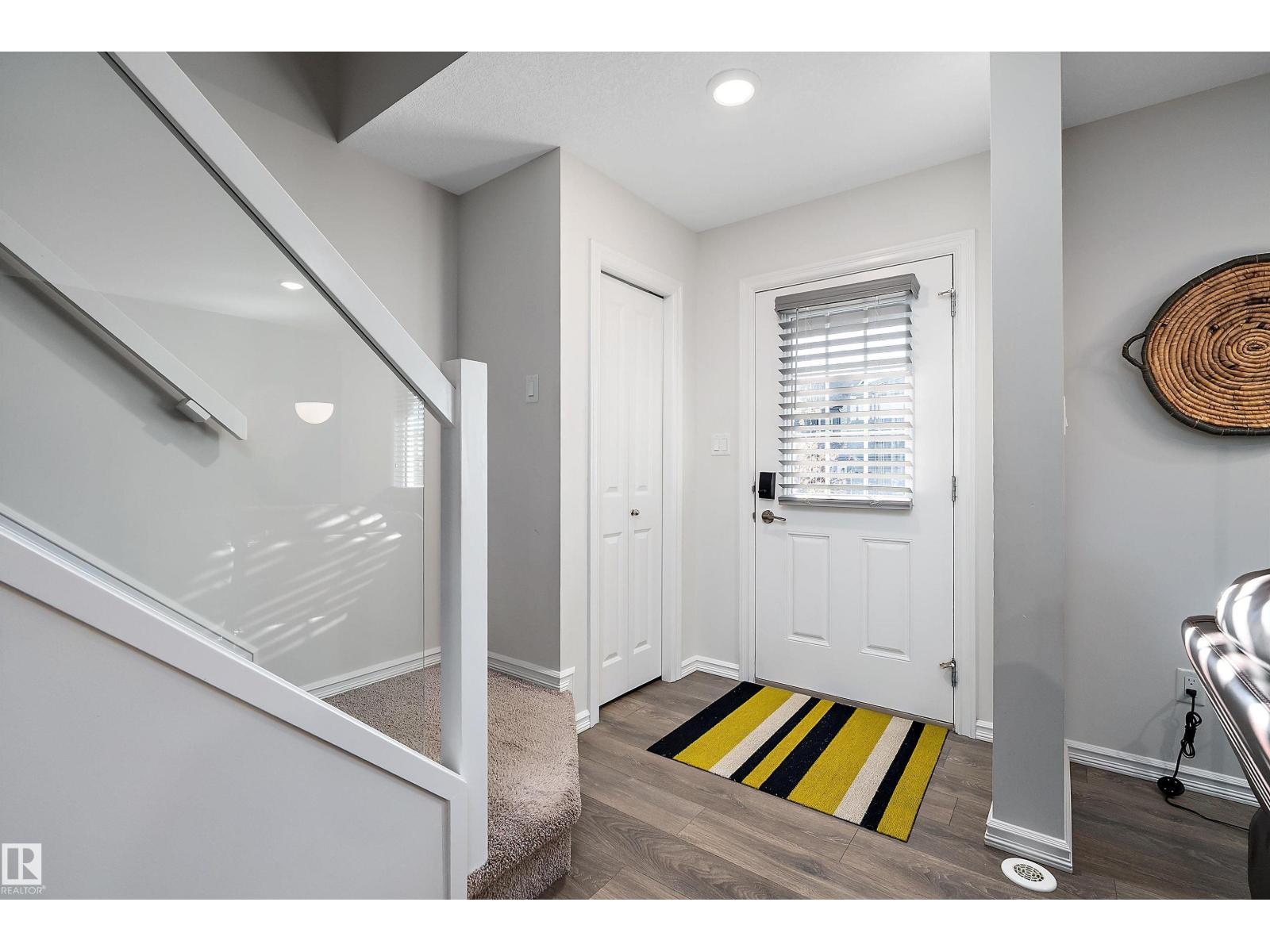 22124 87 Av Nw, Edmonton, Alberta  T5T 7H7 - Photo 2 - E4464751