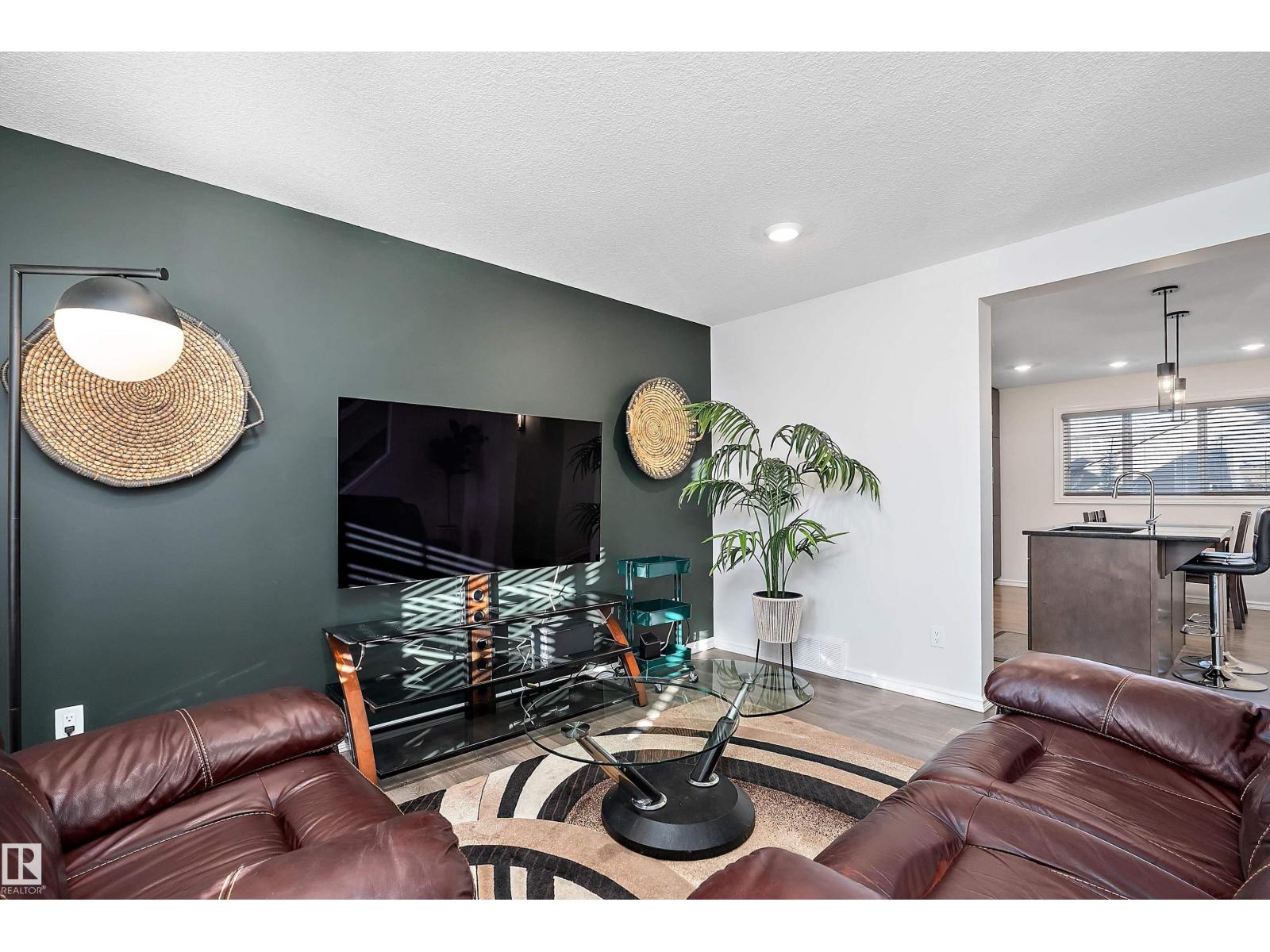 22124 87 Av Nw, Edmonton, Alberta  T5T 7H7 - Photo 5 - E4464751