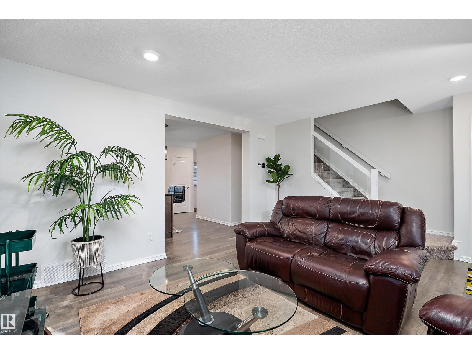 22124 87 Av Nw, Edmonton, Alberta  T5T 7H7 - Photo 6 - E4464751