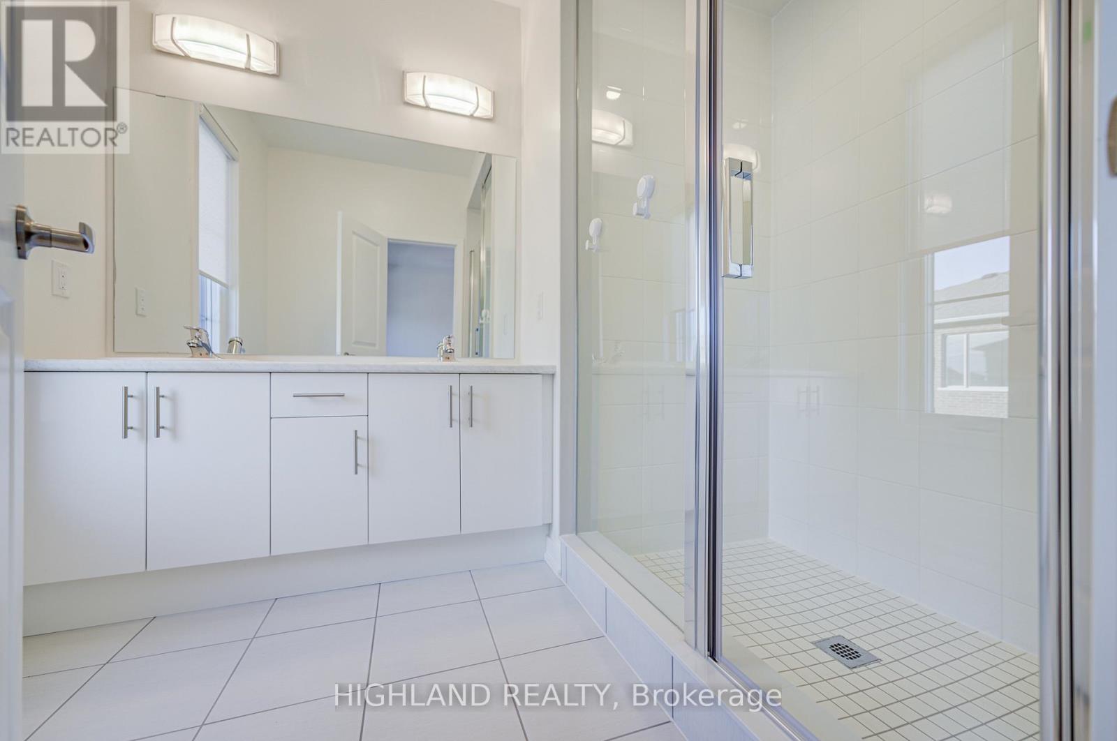 1118 Wheat Boom Drive, Oakville, Ontario  L6H 7W4 - Photo 32 - W12491692