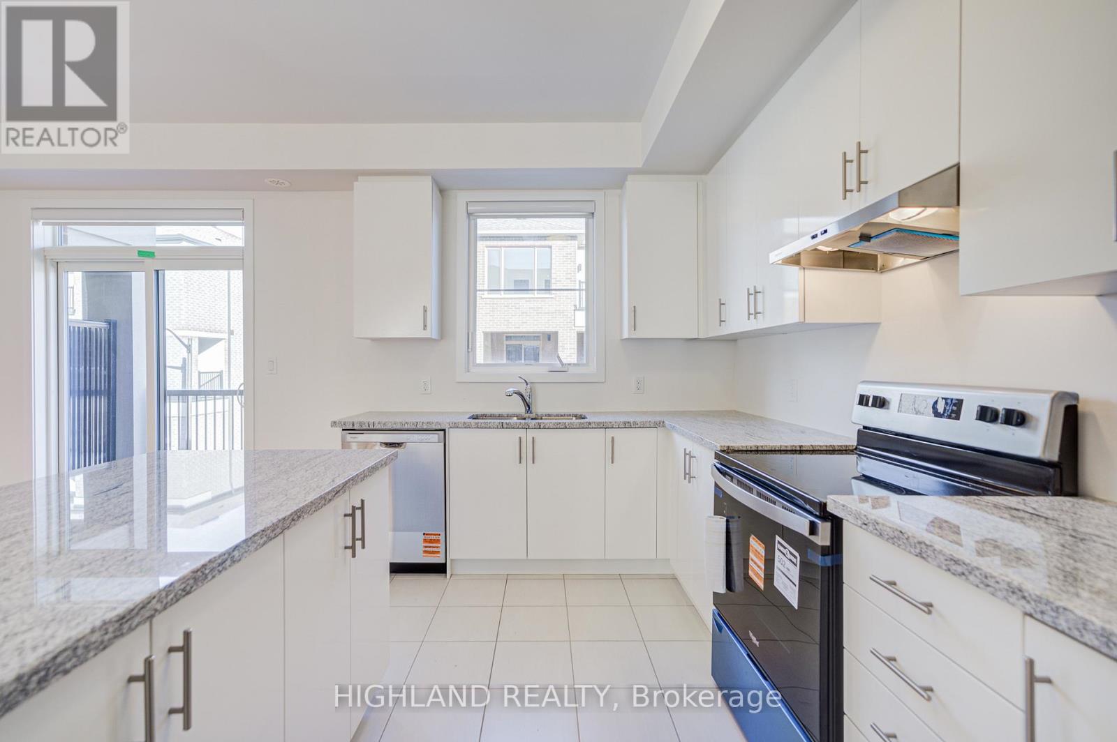 1118 Wheat Boom Drive, Oakville, Ontario  L6H 7W4 - Photo 24 - W12491692