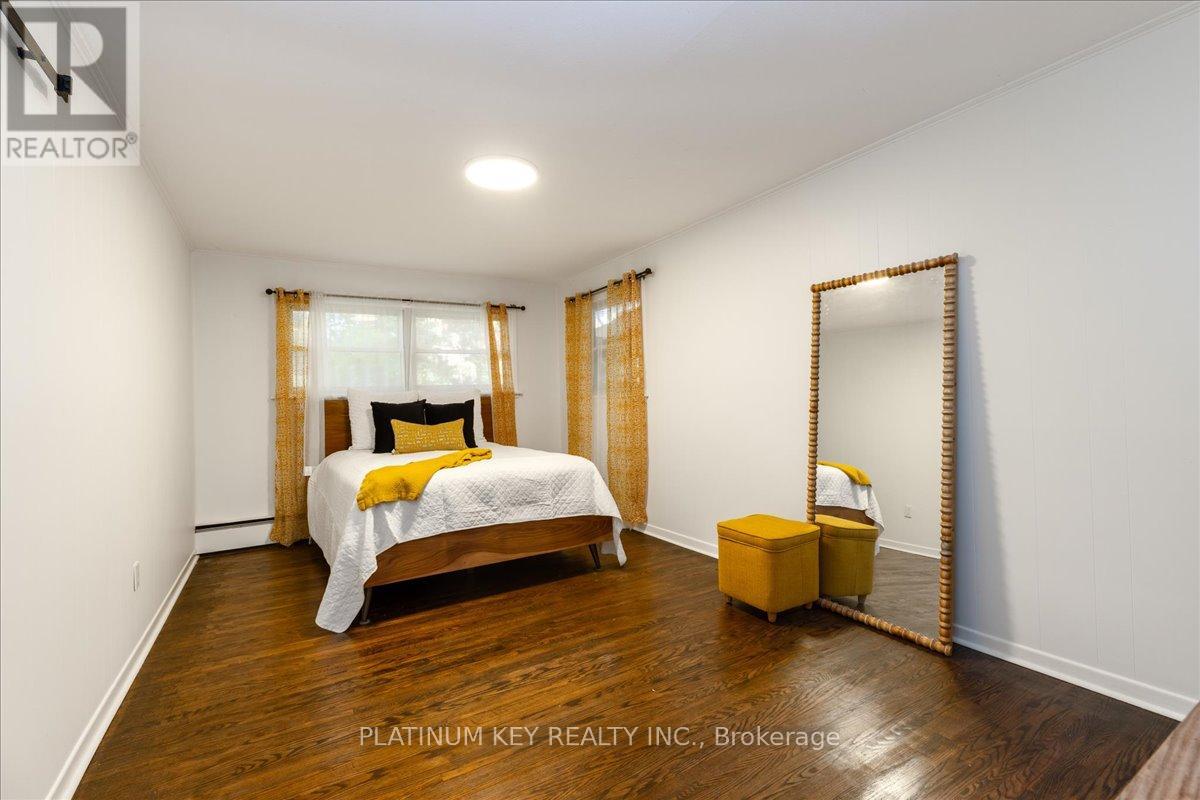 37 Arnella Crescent, Strathroy-Caradoc, Ontario  N7G 2C4 - Photo 13 - X12511074