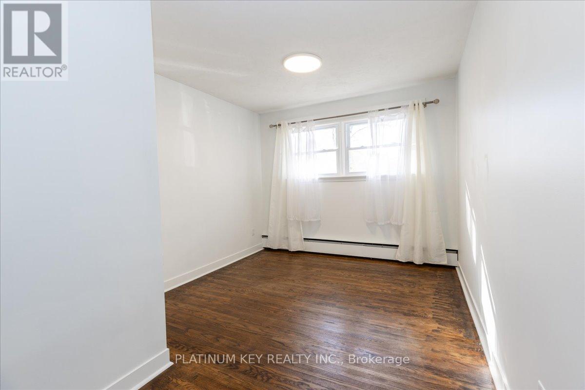 37 Arnella Crescent, Strathroy-Caradoc, Ontario  N7G 2C4 - Photo 19 - X12511074