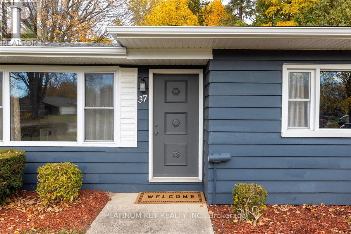 37 Arnella Crescent, Strathroy-Caradoc, Ontario  N7G 2C4 - Photo 4 - X12511074