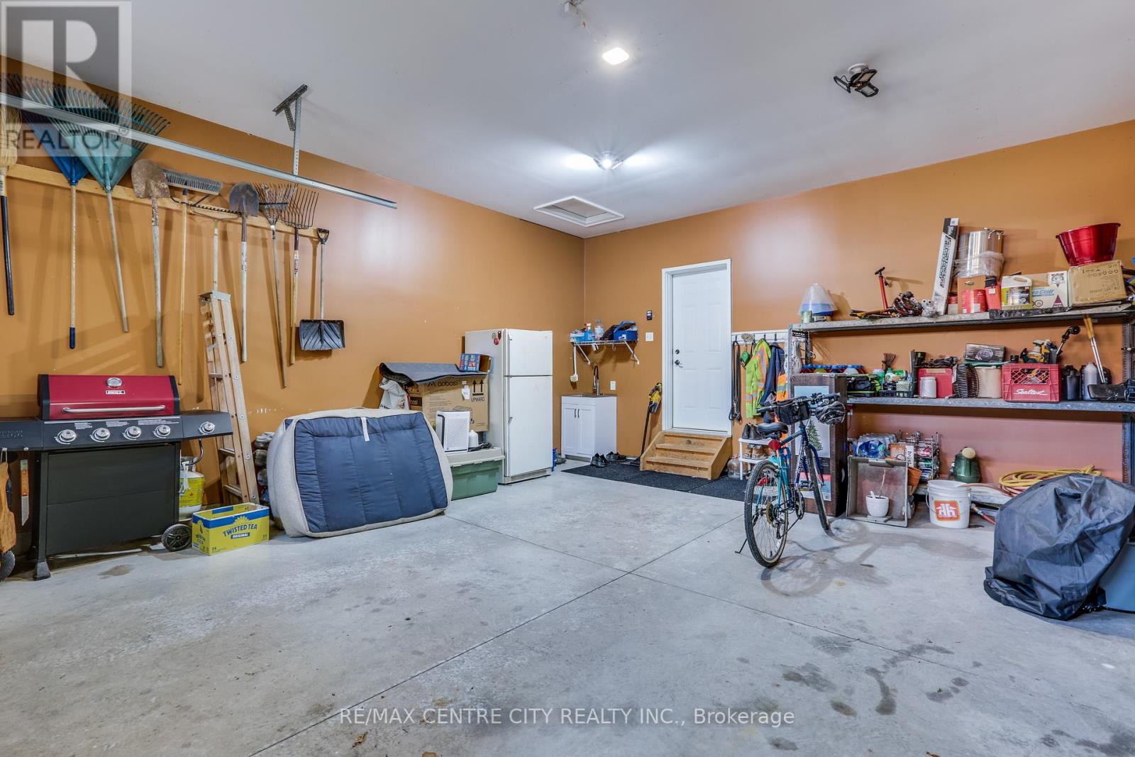 51155 Clinton Street, Malahide, Ontario  N0L 2J0 - Photo 34 - X12511134