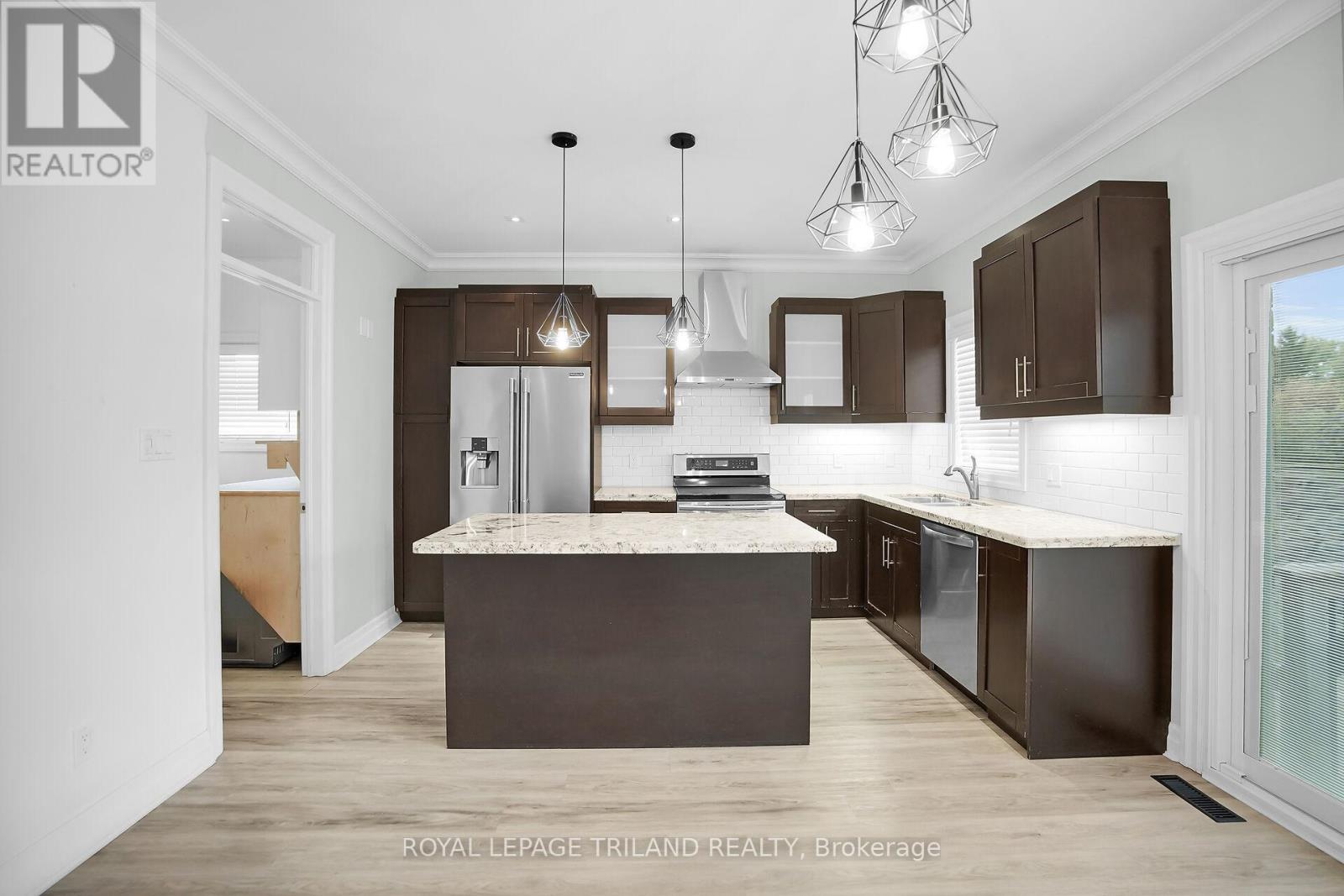 1862 Cherrywood Trail, London North, Ontario  N6H 0E1 - Photo 10 - X12511144