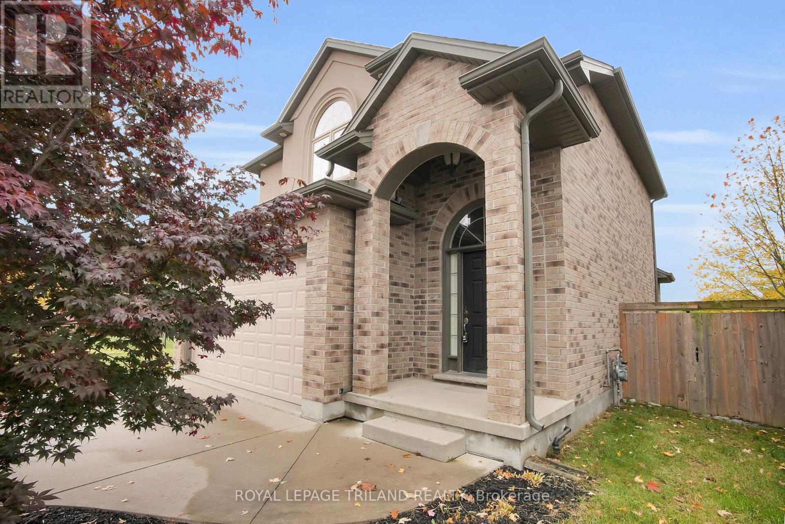 1862 Cherrywood Trail, London North, Ontario  N6H 0E1 - Photo 3 - X12511144