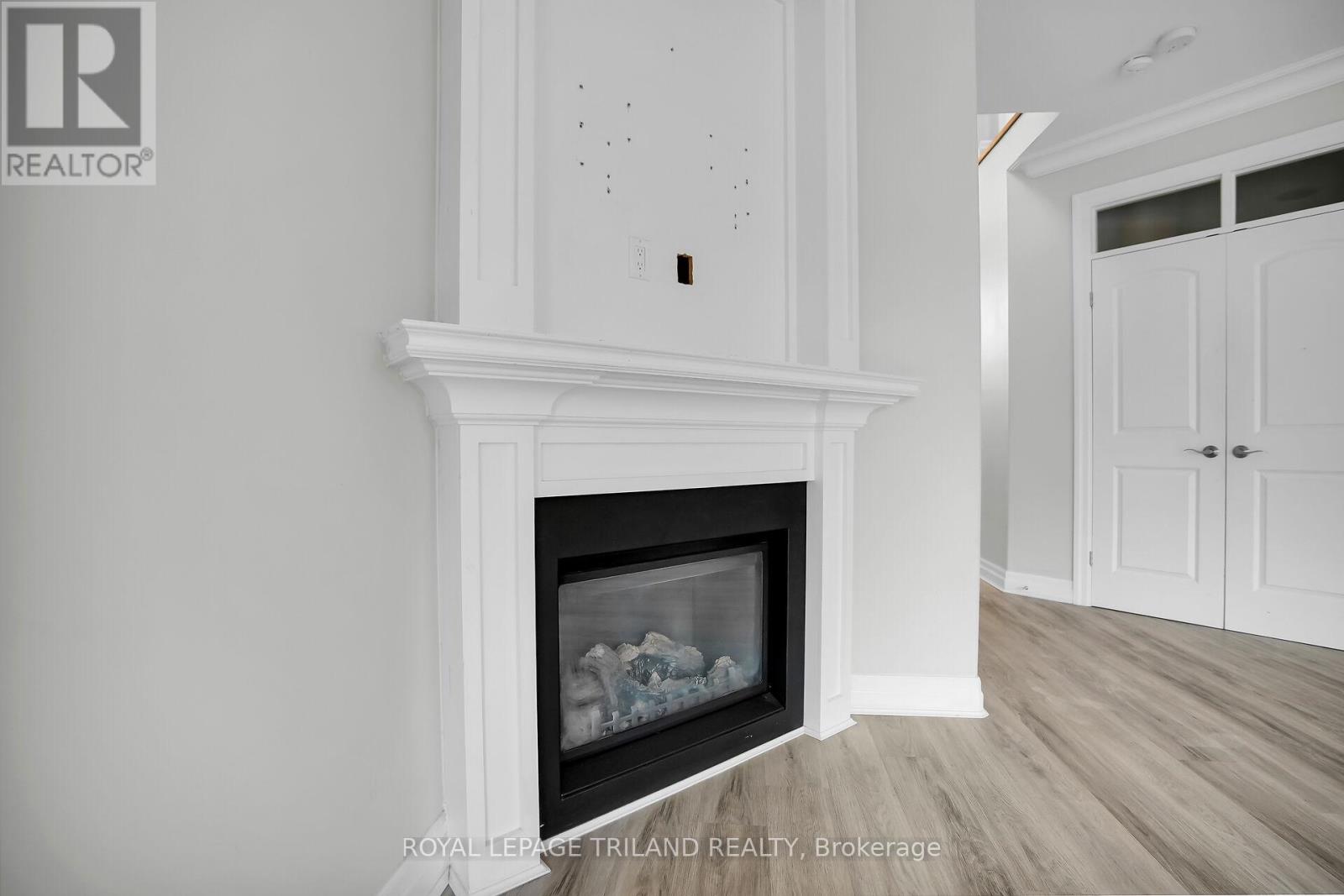 1862 Cherrywood Trail, London North, Ontario  N6H 0E1 - Photo 7 - X12511144