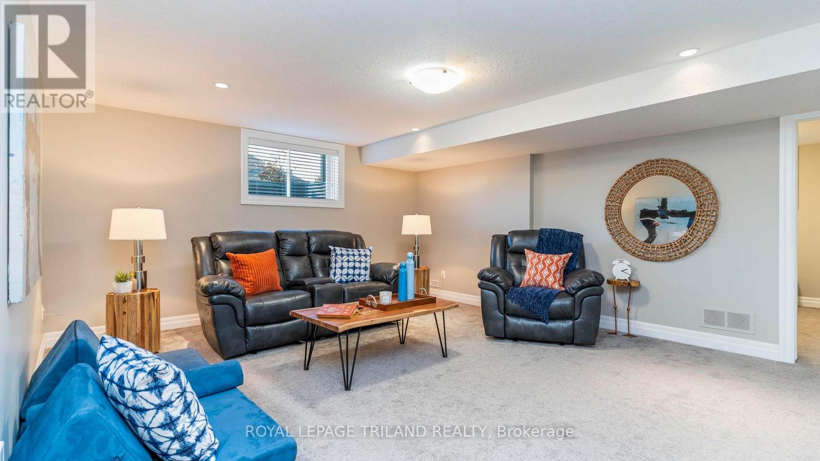 693 Newman Drive, Strathroy-Caradoc, Ontario  N0L 1W0 - Photo 14 - X12511152