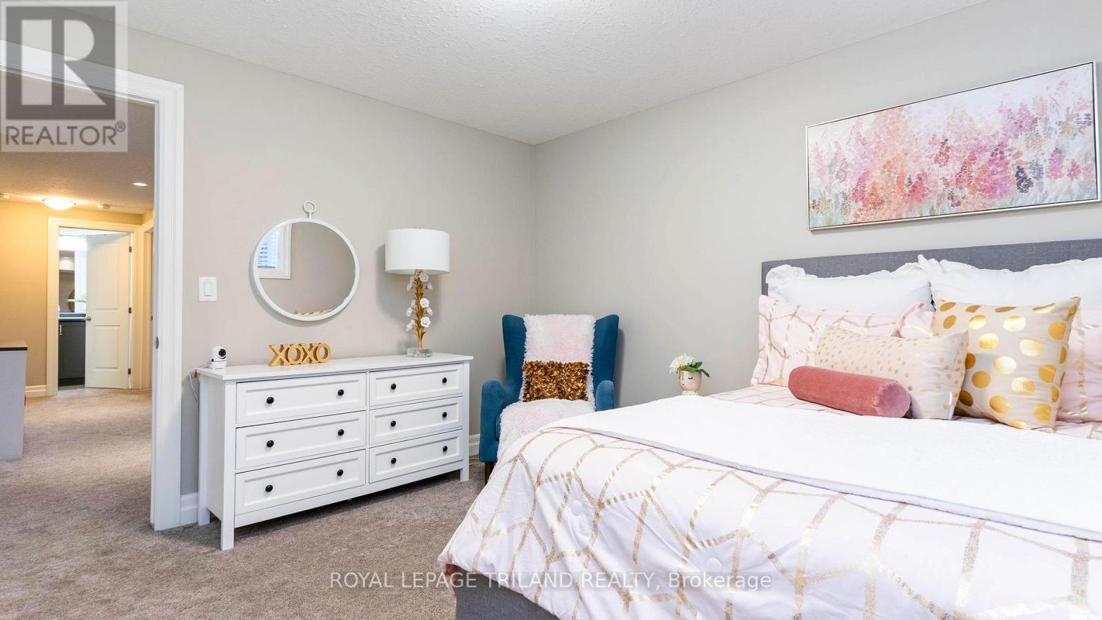 693 Newman Drive, Strathroy-Caradoc, Ontario  N0L 1W0 - Photo 19 - X12511152