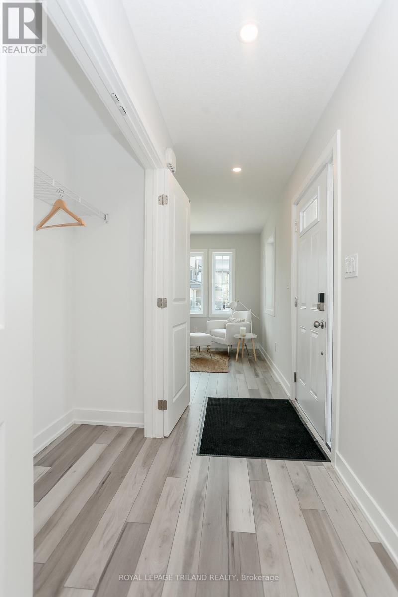 1 Harrow Lane, St. Thomas, Ontario  N5R 0P3 - Photo 10 - X12511182