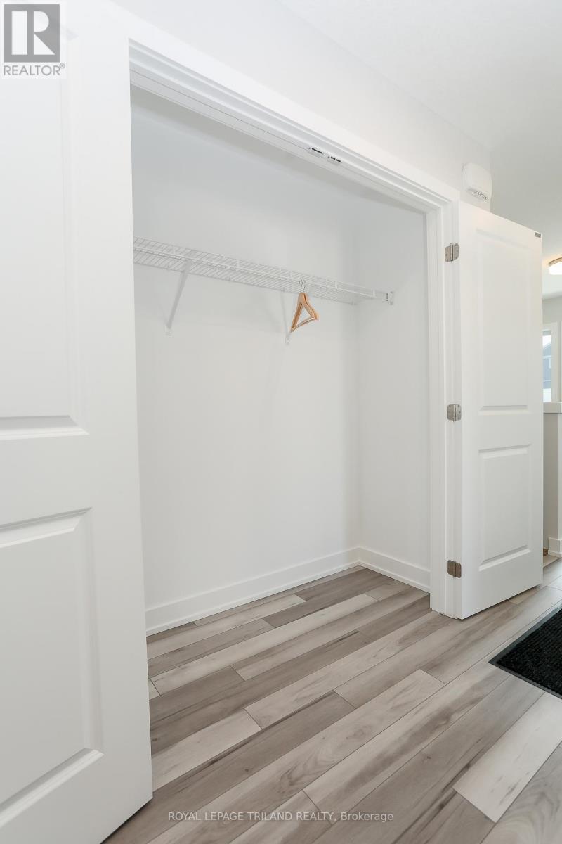 1 Harrow Lane, St. Thomas, Ontario  N5R 0P3 - Photo 11 - X12511182