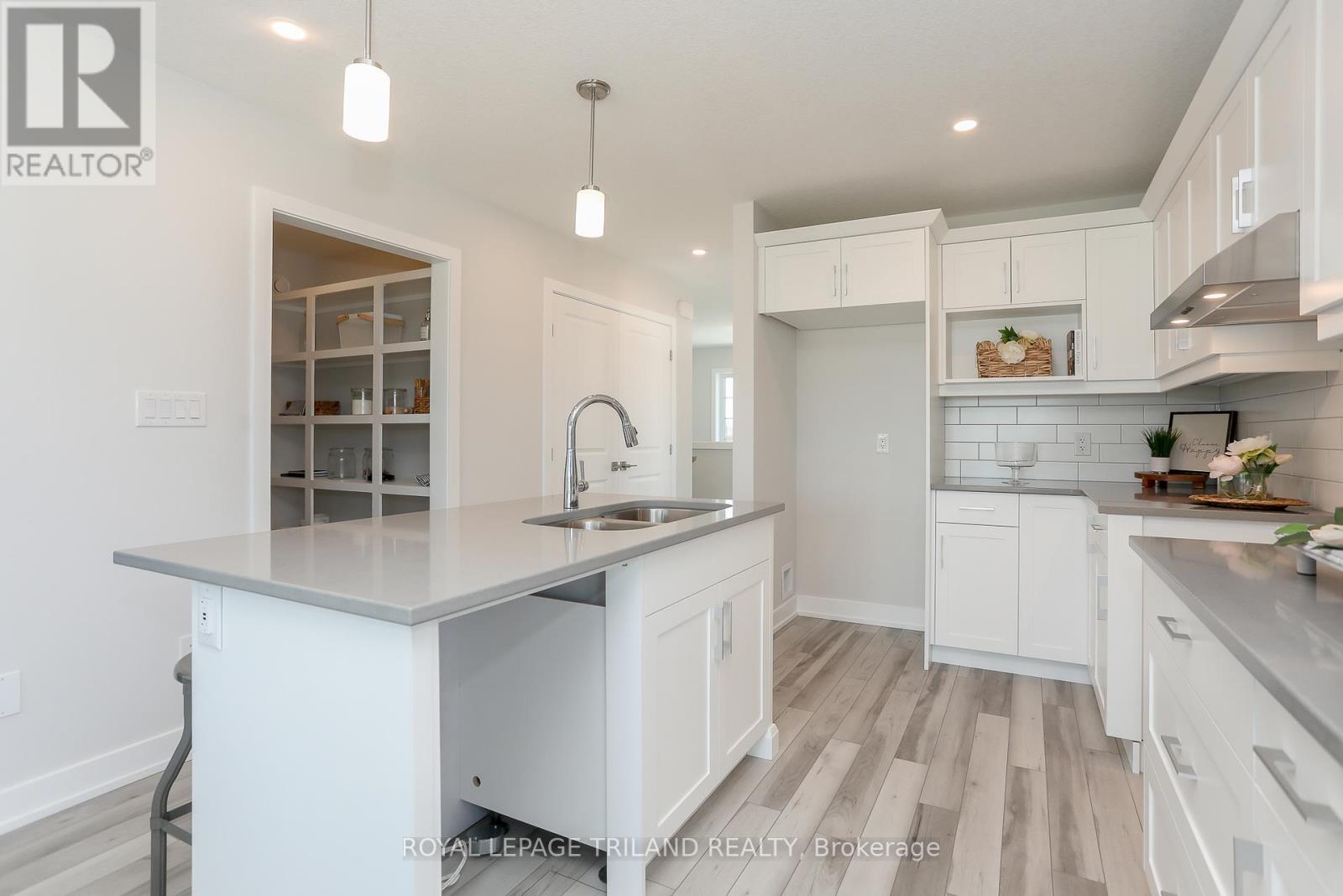 1 Harrow Lane, St. Thomas, Ontario  N5R 0P3 - Photo 17 - X12511182