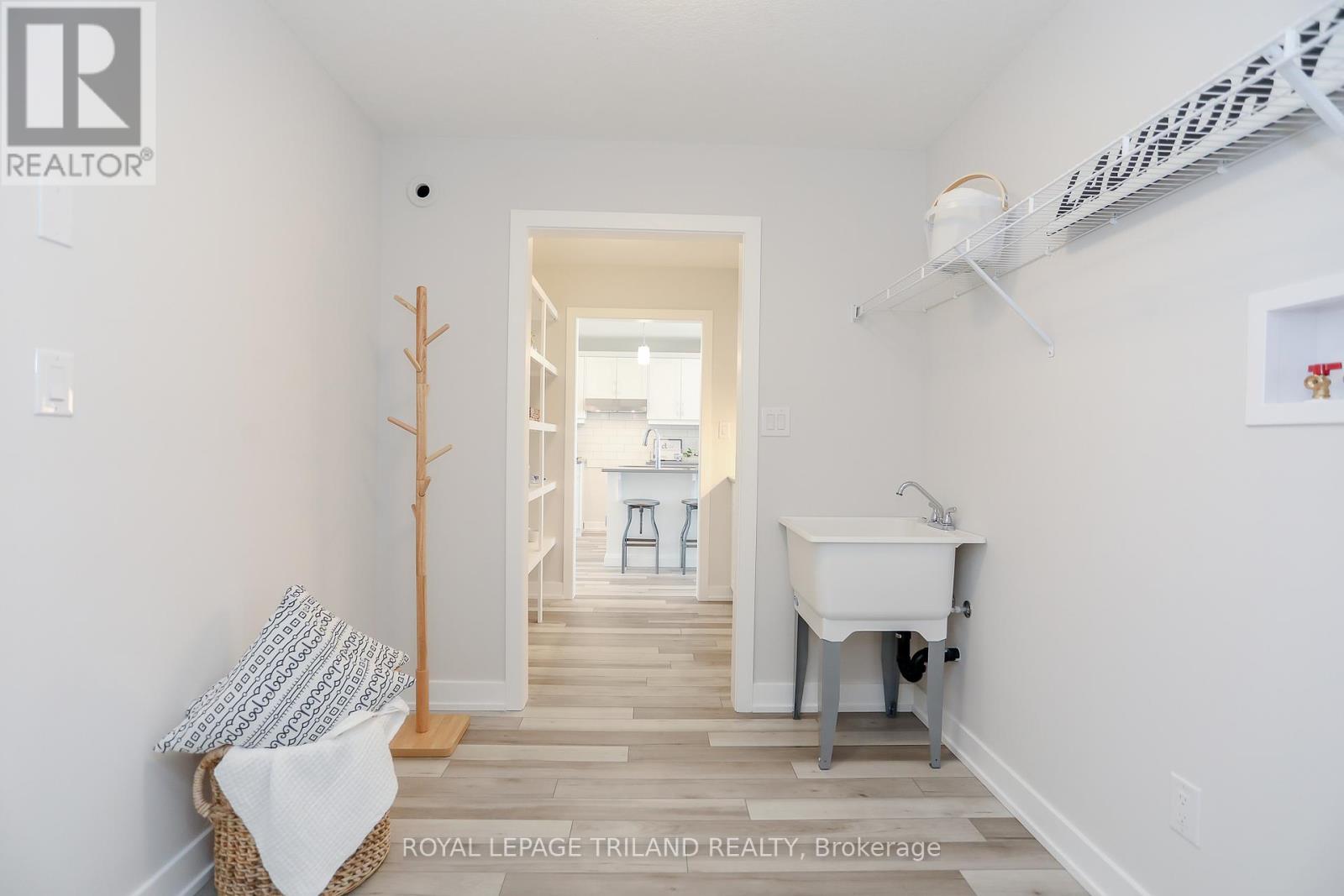 1 Harrow Lane, St. Thomas, Ontario  N5R 0P3 - Photo 35 - X12511182