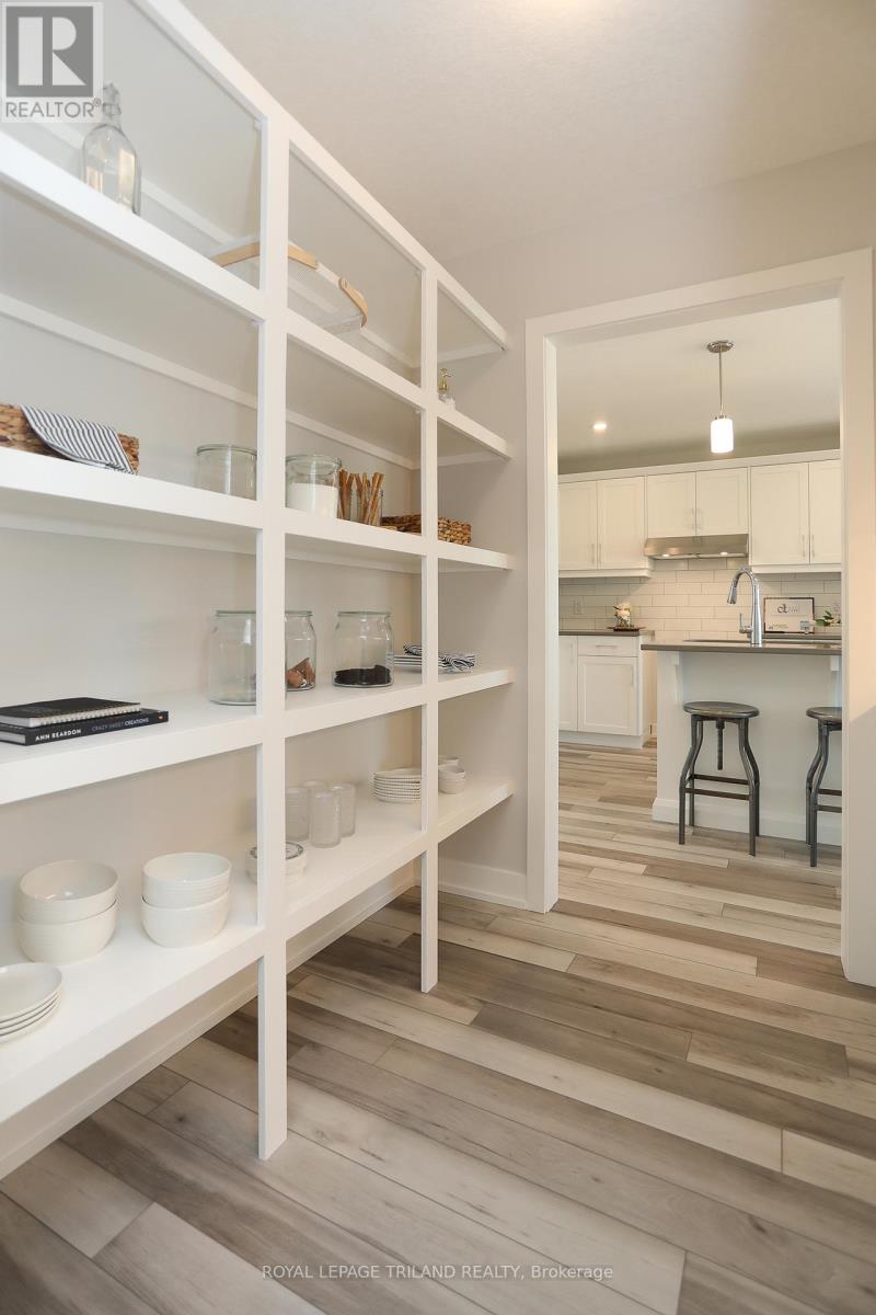 1 Harrow Lane, St. Thomas, Ontario  N5R 0P3 - Photo 37 - X12511182