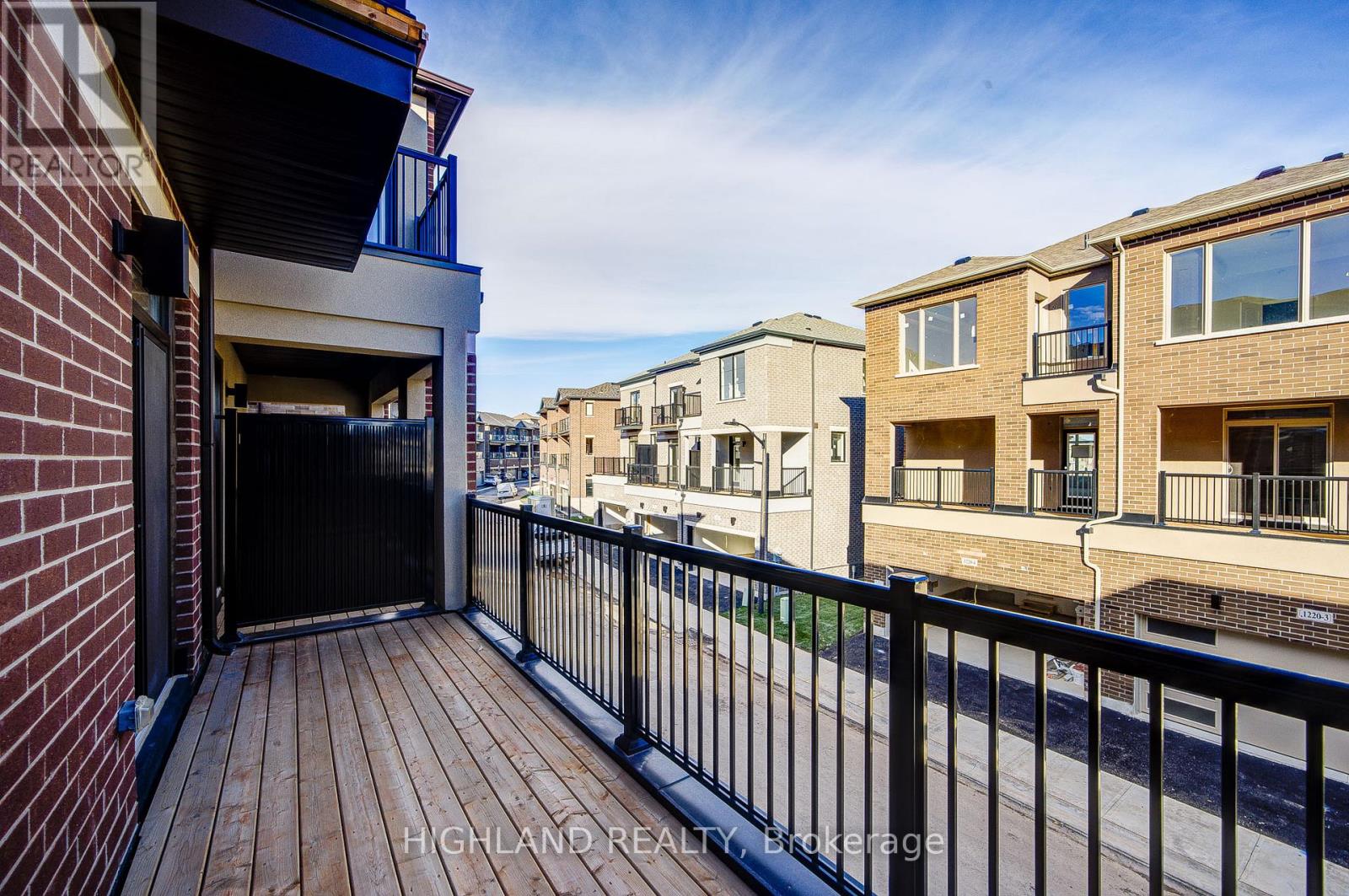 1118 Wheat Boom Drive, Oakville, Ontario  L6H 7W4 - Photo 26 - W12491692