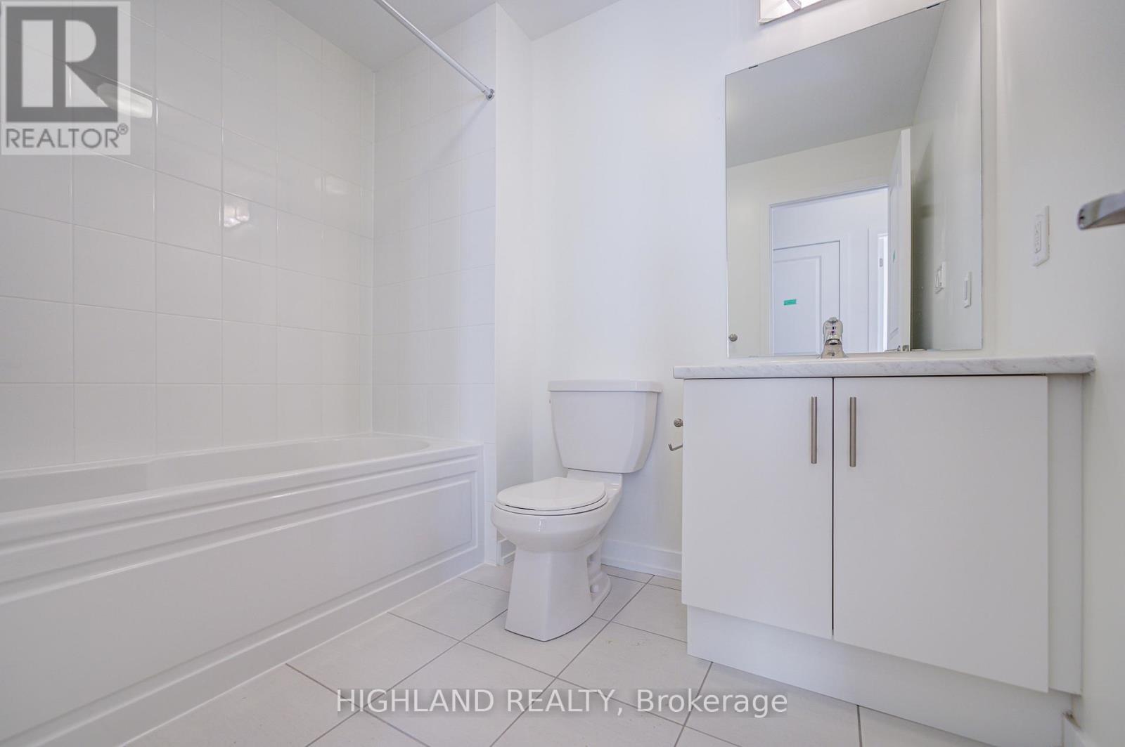 1118 Wheat Boom Drive, Oakville, Ontario  L6H 7W4 - Photo 9 - W12491692