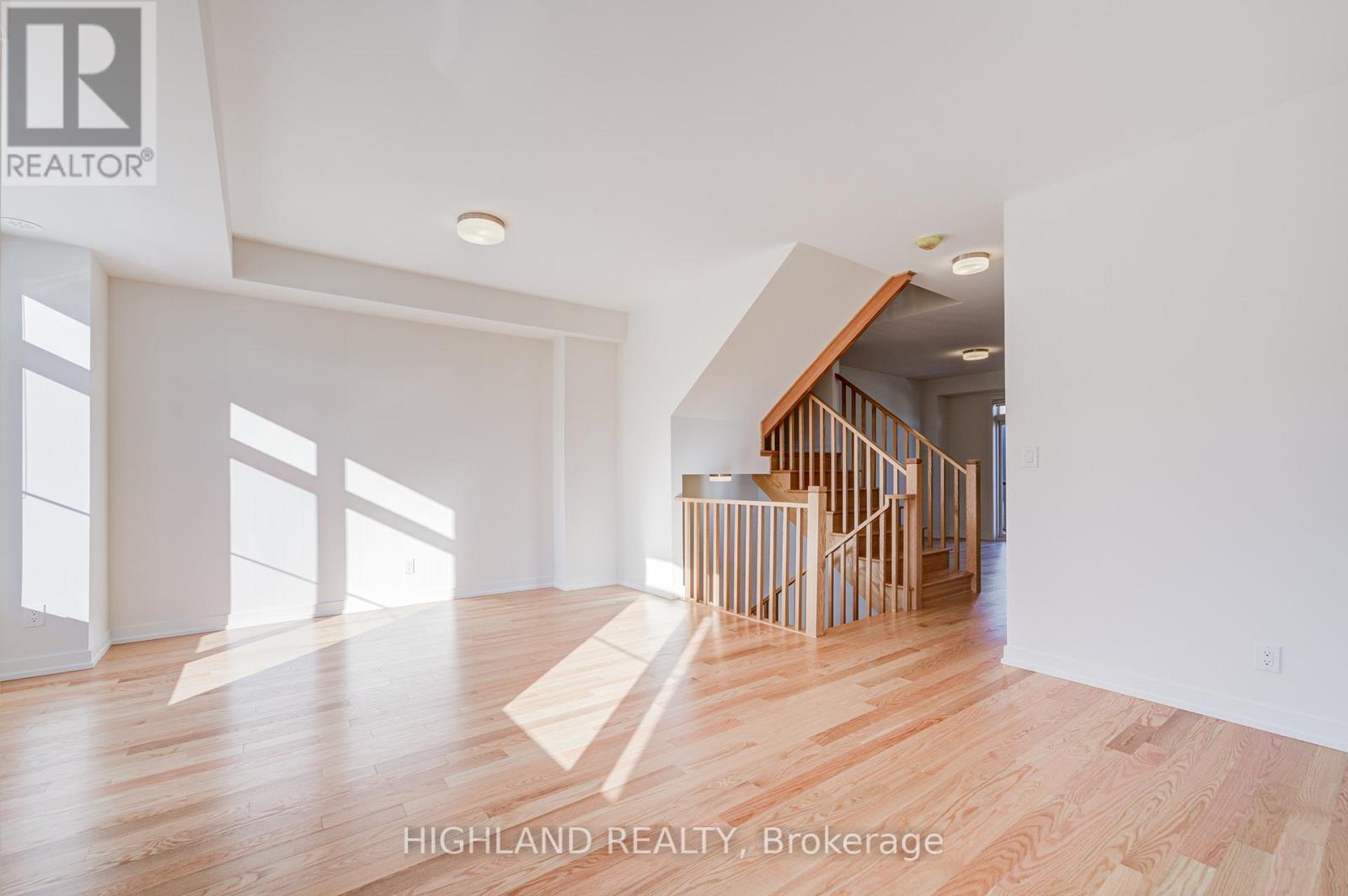 1118 Wheat Boom Drive, Oakville, Ontario  L6H 7W4 - Photo 12 - W12491692