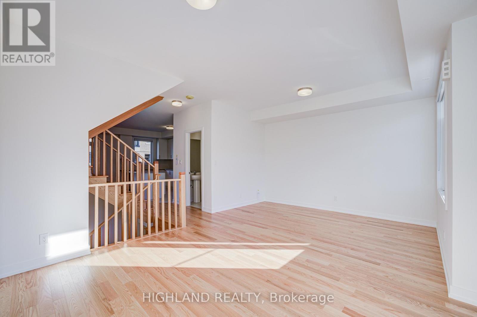 1118 Wheat Boom Drive, Oakville, Ontario  L6H 7W4 - Photo 15 - W12491692