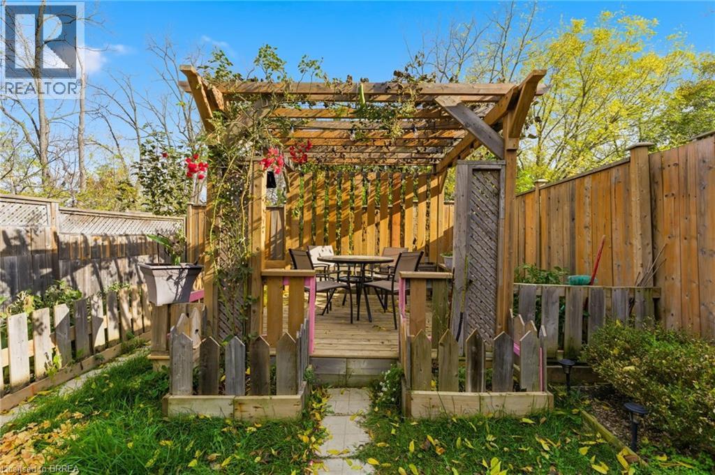 3 Shellard Lane Unit# A, Brantford, Ontario  N3T 5K8 - Photo 27 - 40779790