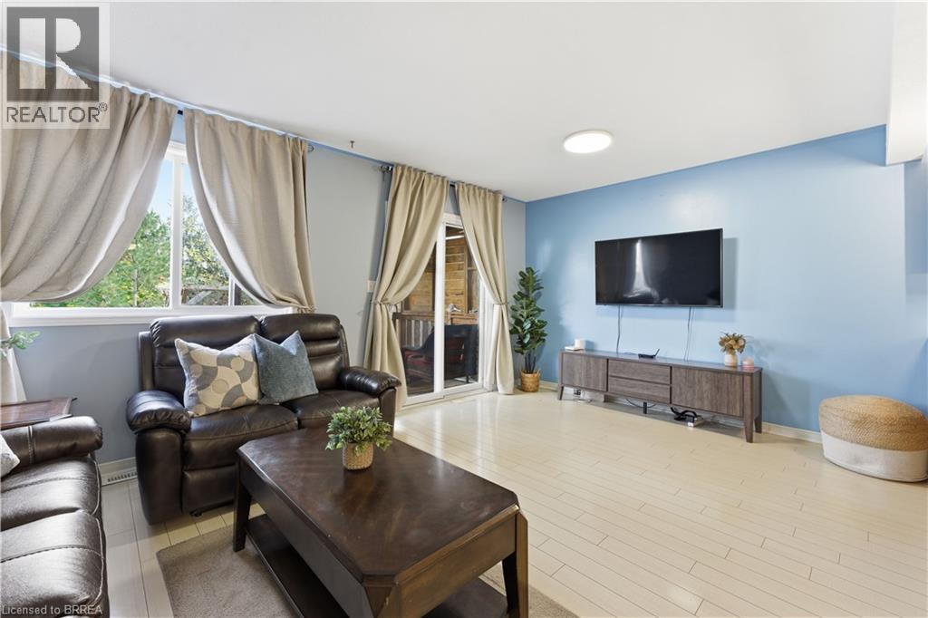 3 Shellard Lane Unit# A, Brantford, Ontario  N3T 5K8 - Photo 5 - 40779790