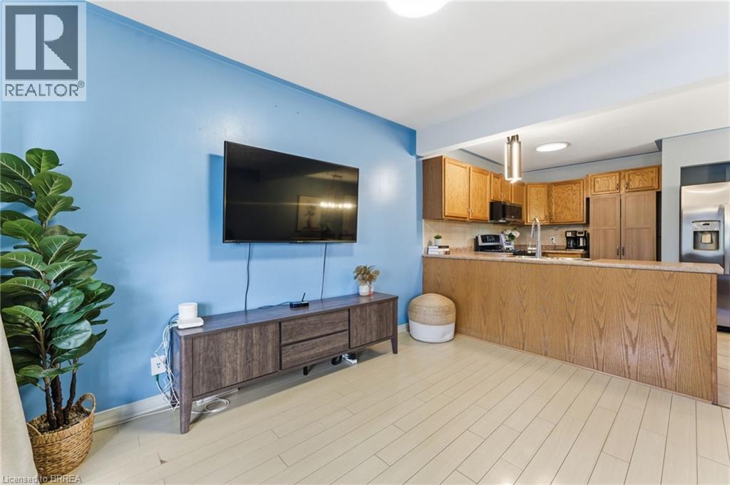 3 Shellard Lane Unit# A, Brantford, Ontario  N3T 5K8 - Photo 7 - 40779790