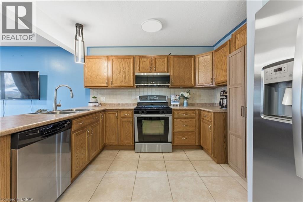 3 Shellard Lane Unit# A, Brantford, Ontario  N3T 5K8 - Photo 8 - 40779790