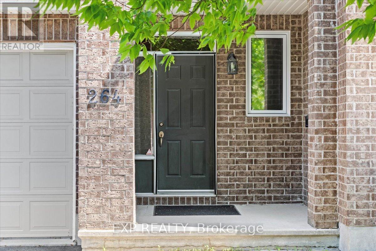 264 Bradwell Way, Ottawa, Ontario  K1T 4J2 - Photo 2 - X12511200