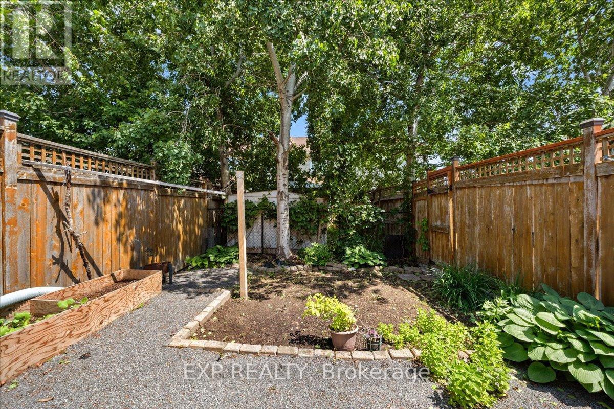 264 Bradwell Way, Ottawa, Ontario  K1T 4J2 - Photo 40 - X12511200