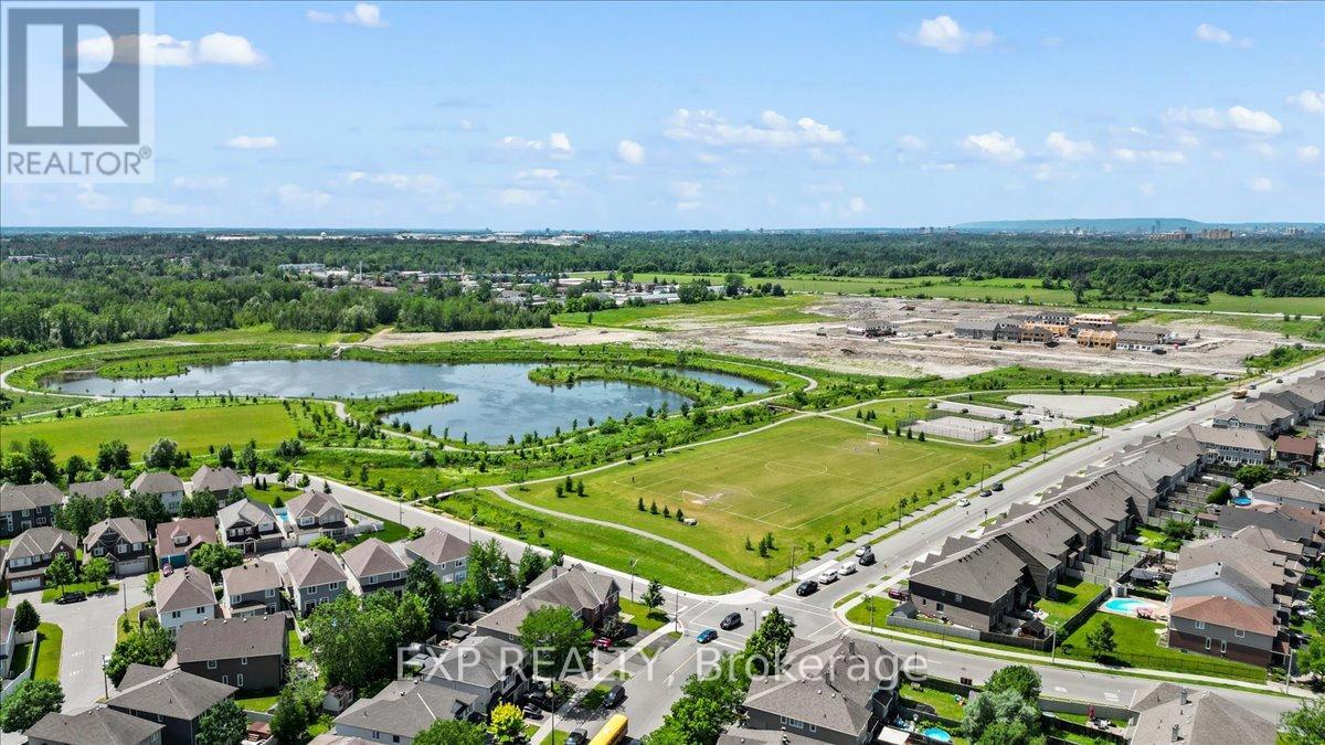 264 Bradwell Way, Ottawa, Ontario  K1T 4J2 - Photo 47 - X12511200